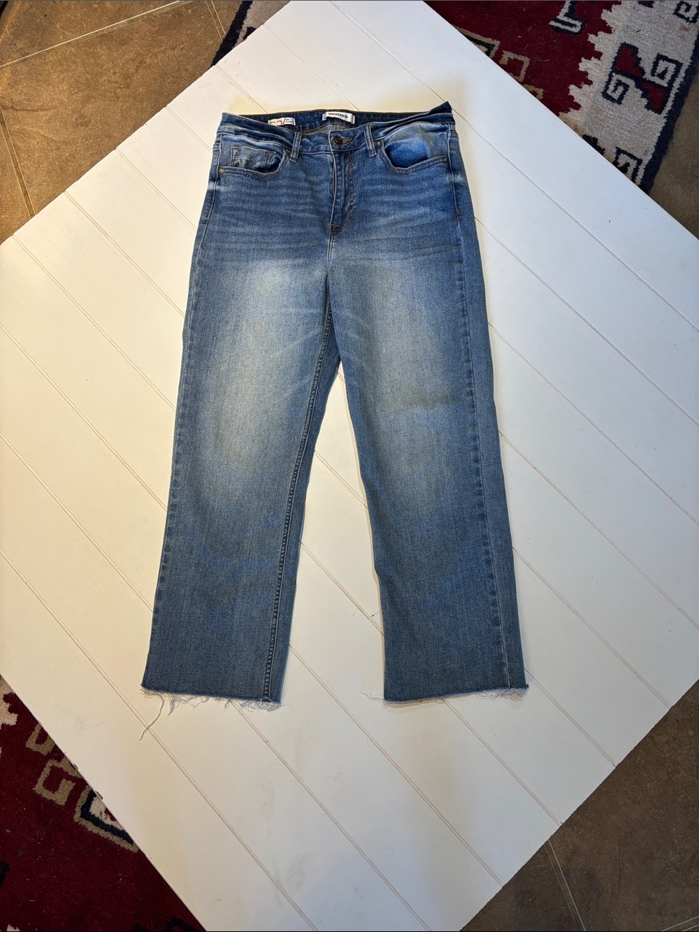 Vigoss Stevie cropped straight jeans! 29